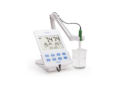 Edge Tablet pH Meter by Hanna Instruments. HI2002